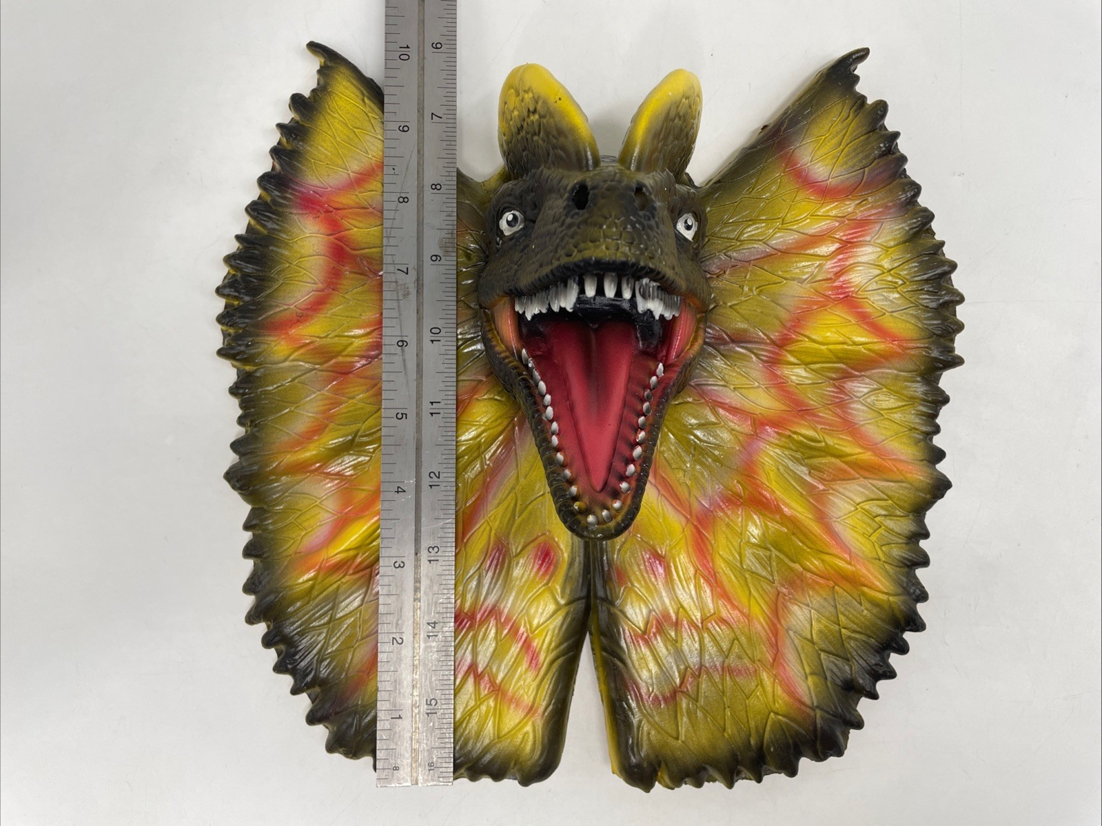 Dilophosaurus Dinosaur Head Wall Mounted Sculpture Hanging Decoration