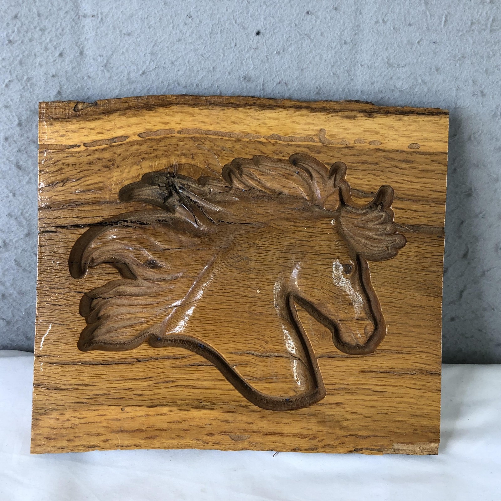 Handmade Wood Horse Plaque Western Wall Art Medium Carved Hanging Brown Decor