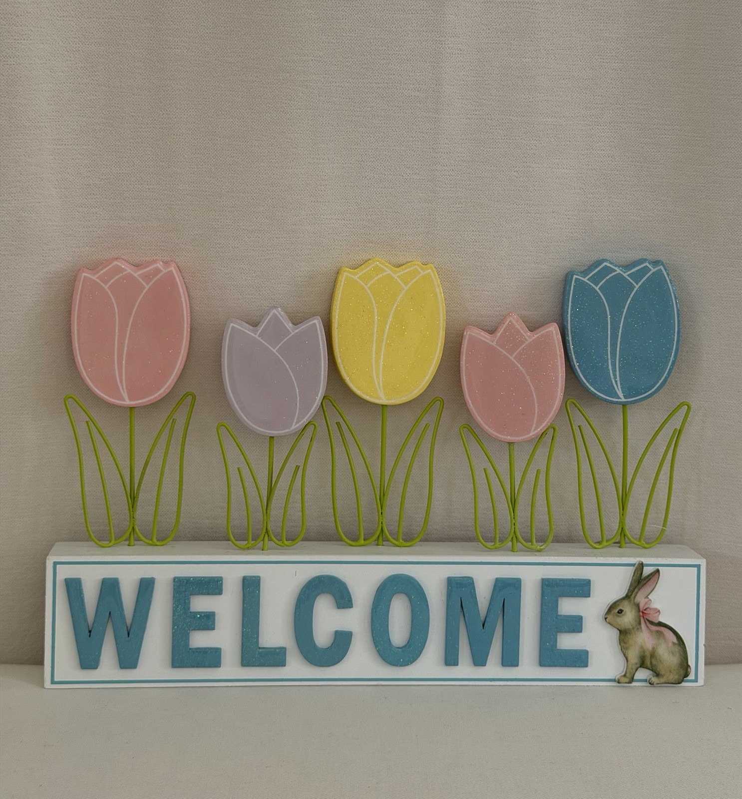 Welcome Tulips Spring Wood Decor Glossy, Glittery Finish Green Wire Leaves NWT