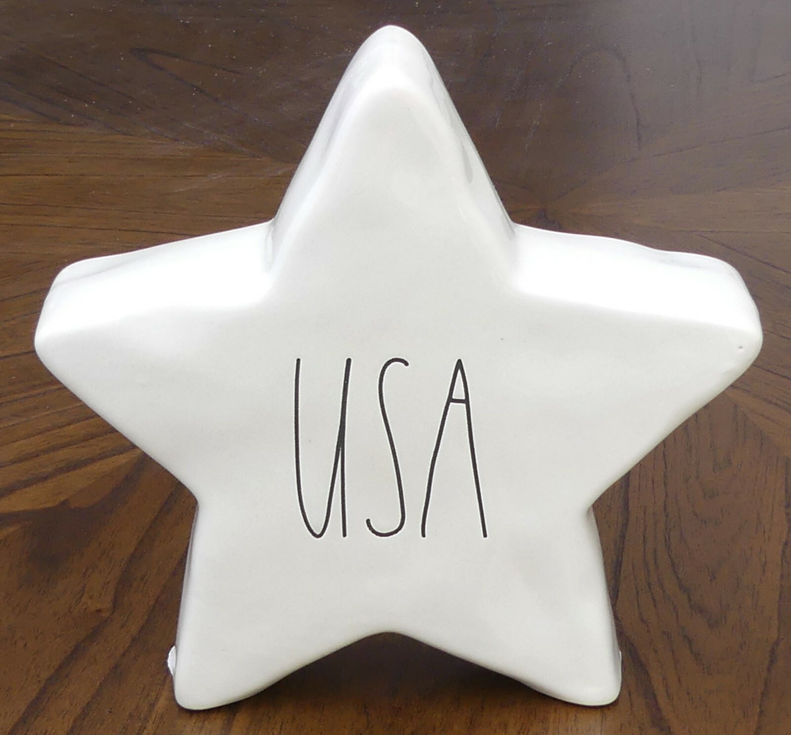 BRAND NEW RAE DUNN USA WHITE GLOSSY CERAMIC STAR PATRIOTIC AMERICAN THEME DECOR