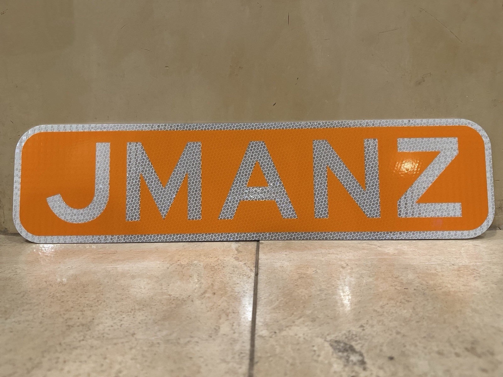 CUSTOM STREET NAME SIGN (Single/Double Sided) 24″x6″ 3M HIP Reflective Aluminum