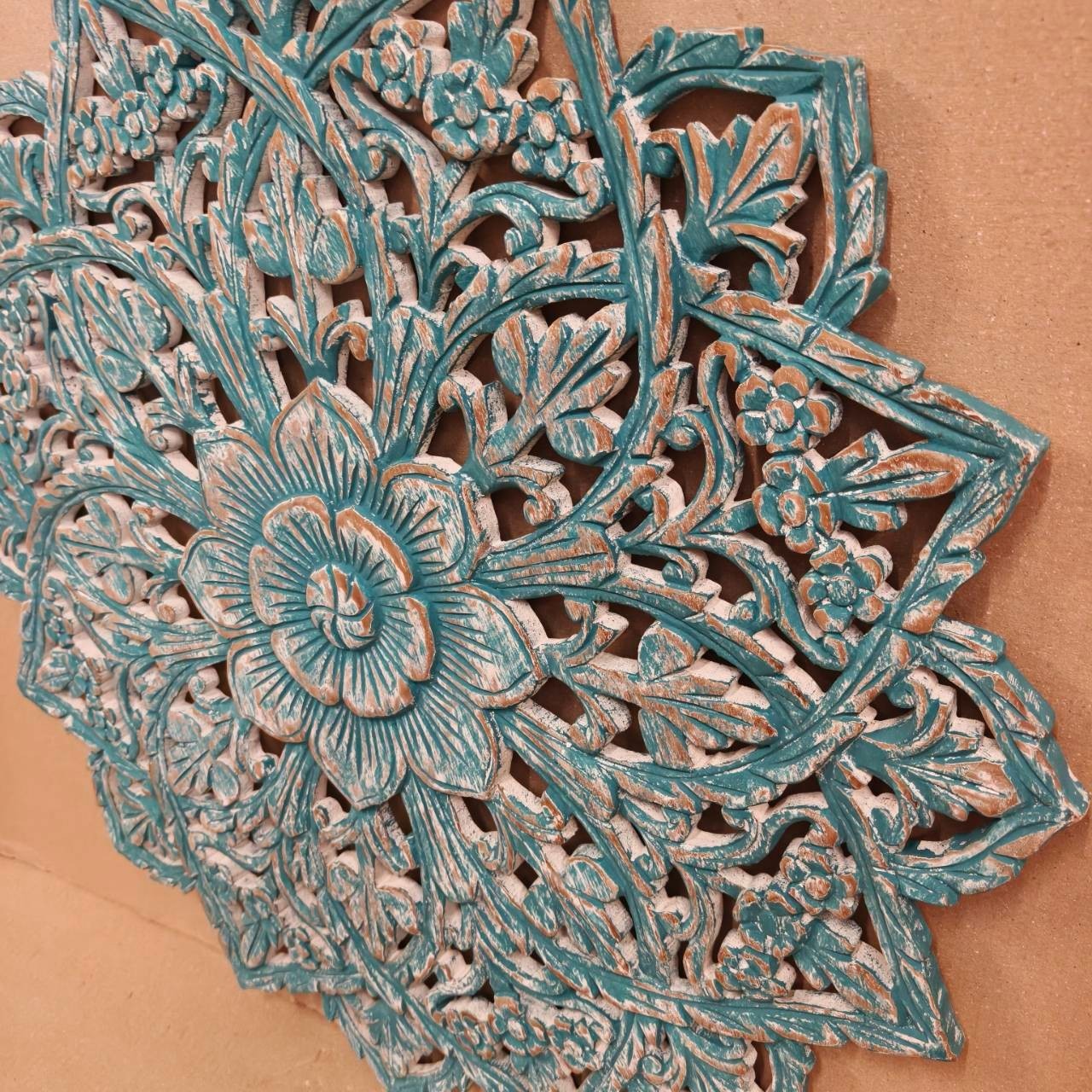 24″ Round Teak Wood Wall Art Hand Carved Floral Mandala Turquoise White RS003