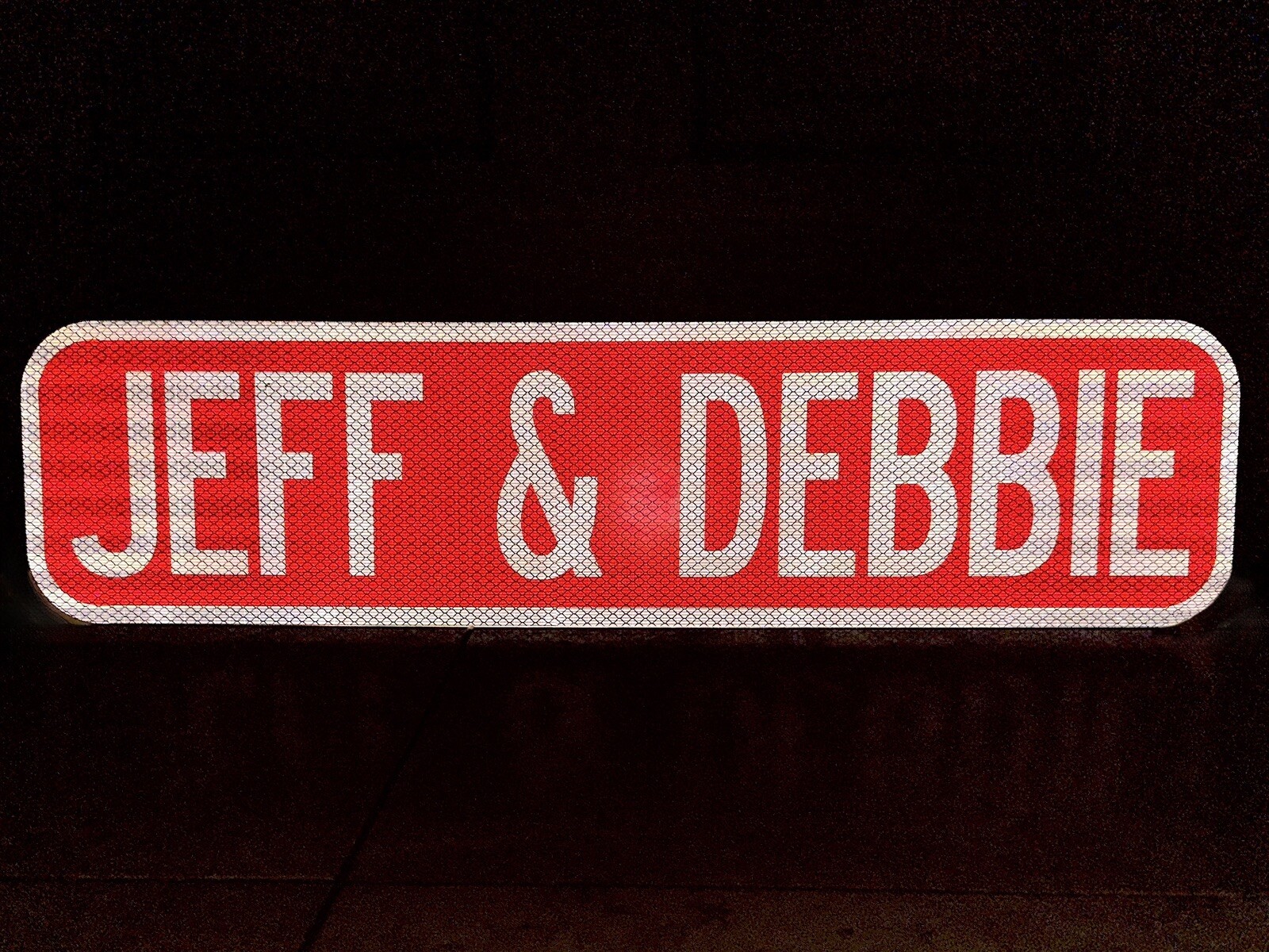 CUSTOM STREET NAME SIGN (Single/Double Sided) 24″x6″ 3M HIP Reflective Aluminum