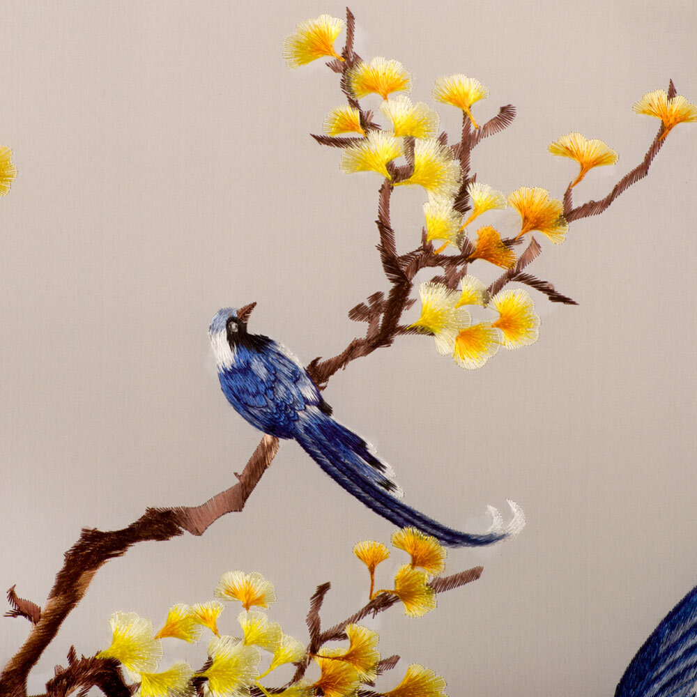 US SELLER -Chinese Silk Embroidery Wall Art of Blue Maggies Yellow Ginkgo Branch