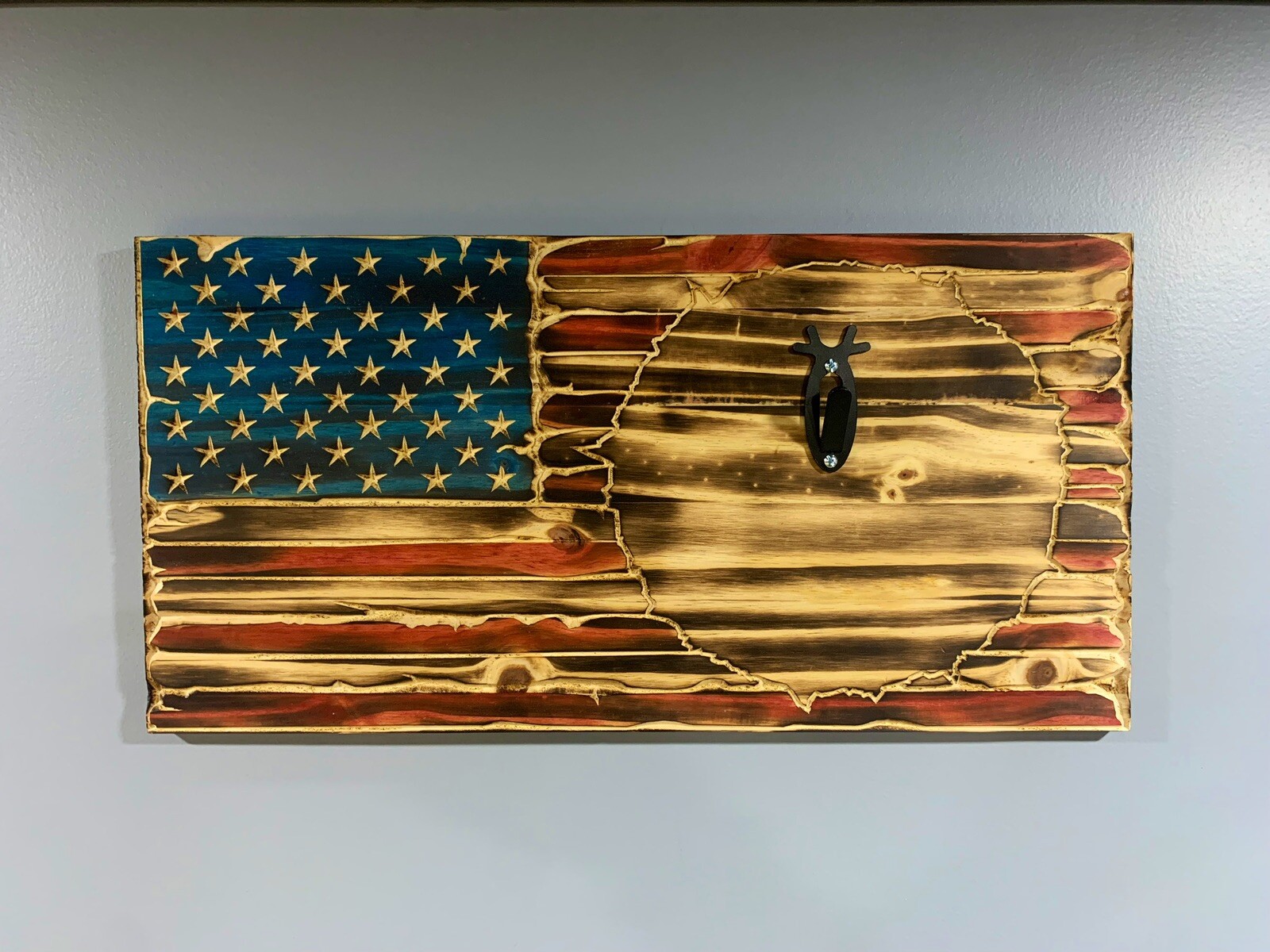 European wall mount Euro Plaque- Deer Skull Mount American Flag