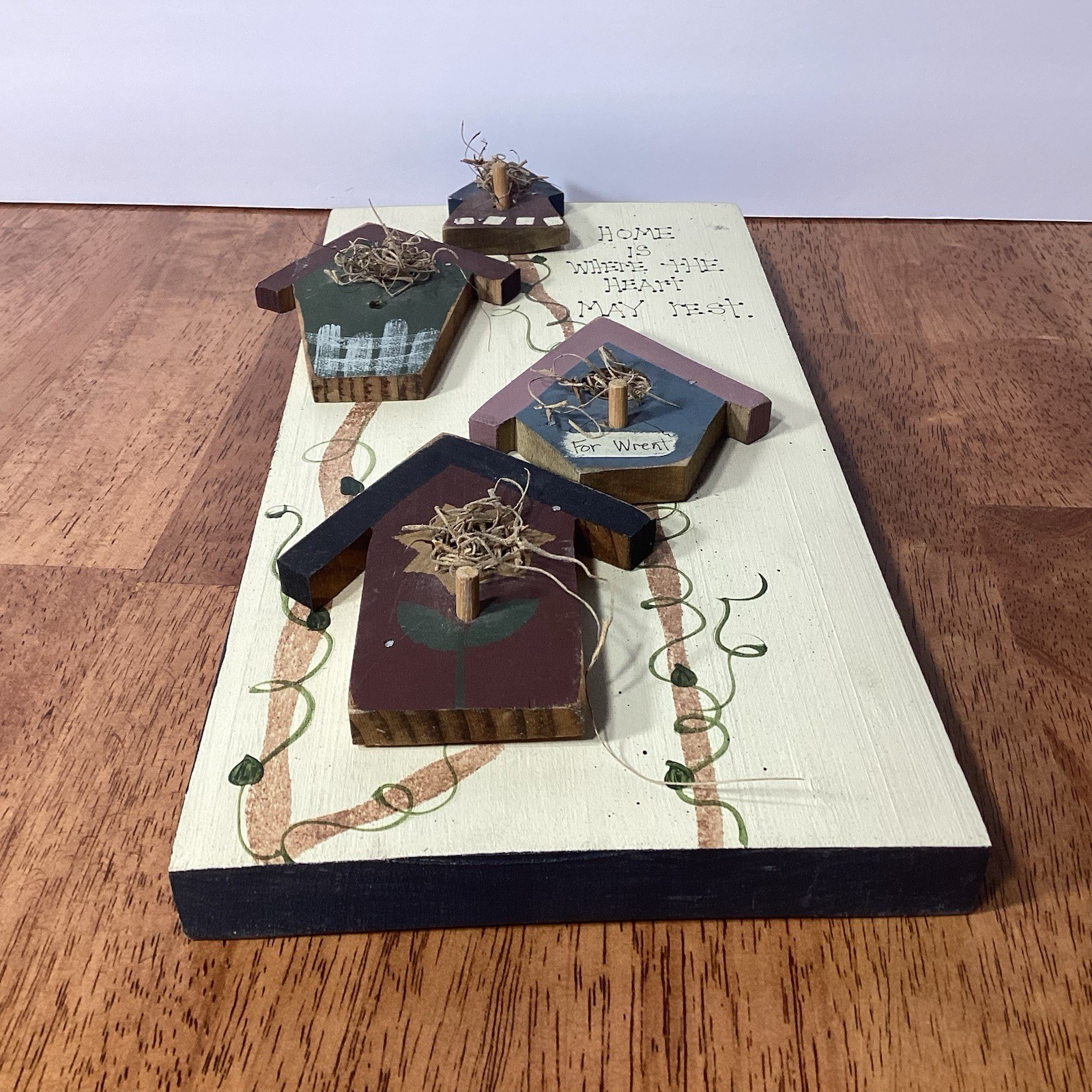 Hand Painted Wooded Primative Plaque Wall Hanging Bird Houses Home Quote