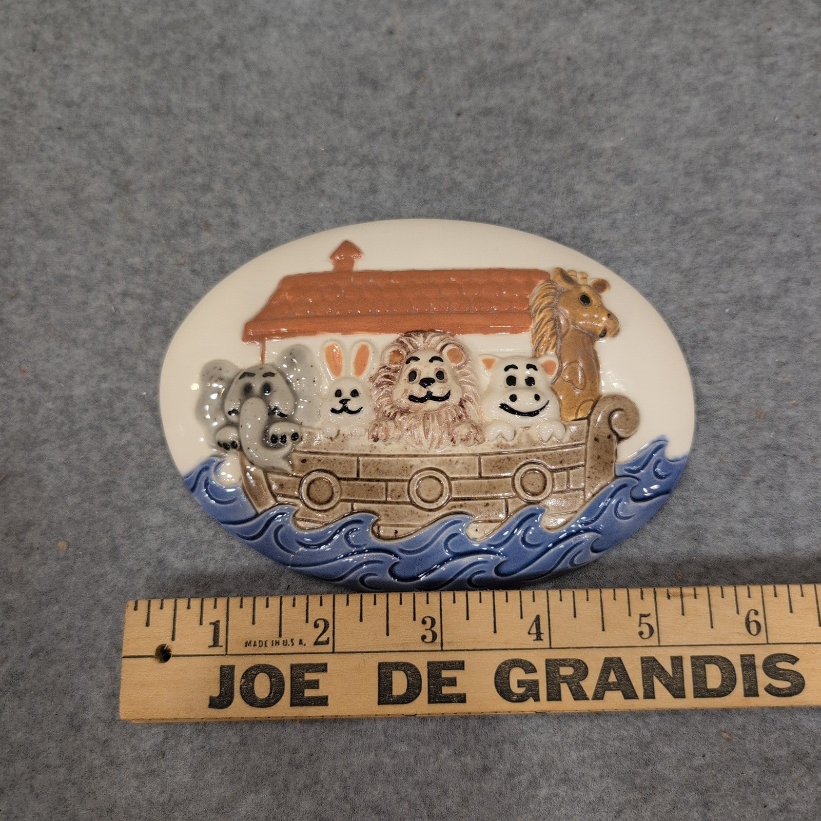 Noah’s Ark Ceramic Wall Plaque Nursery Decor Relief Animal Art Glossy Glaze