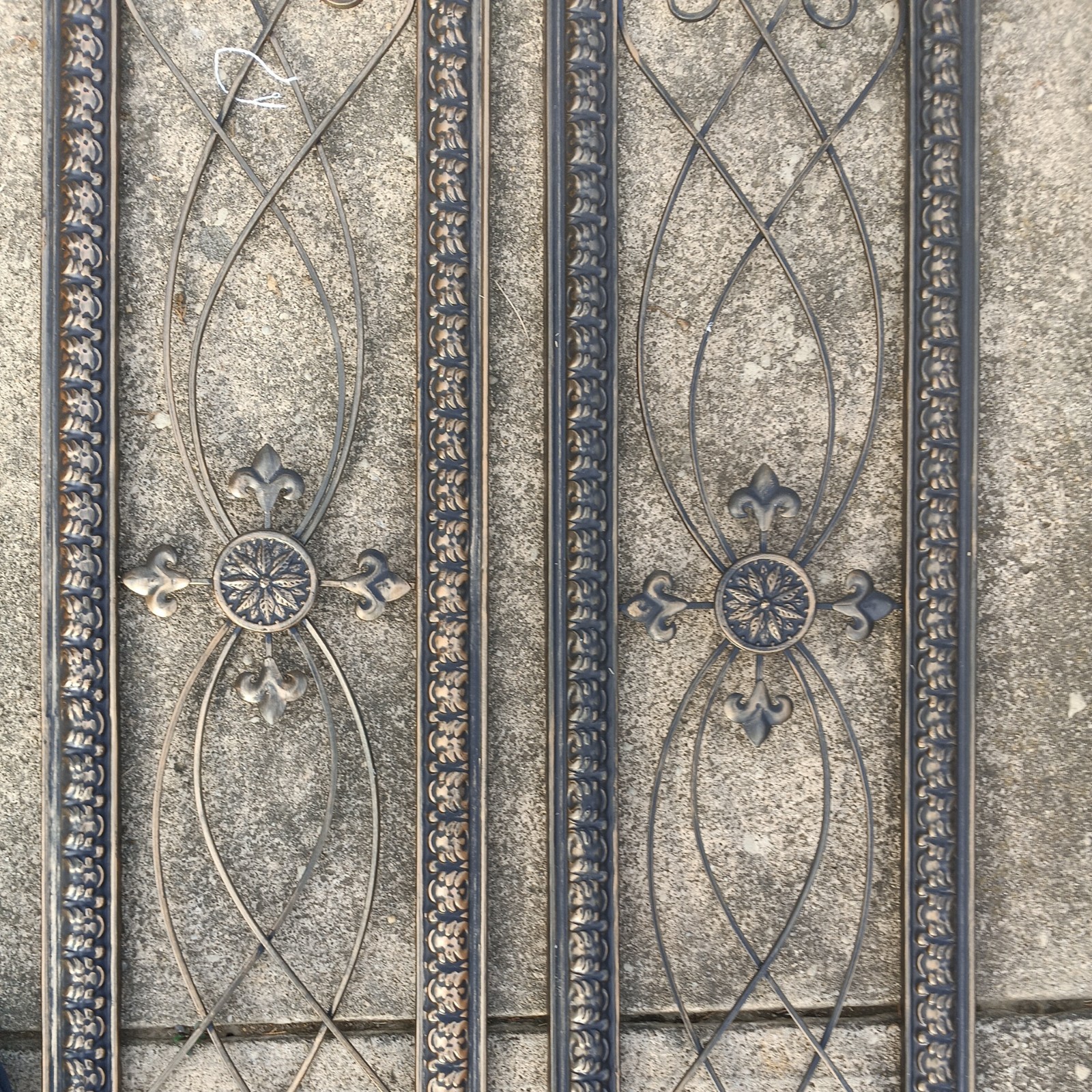 1- set of two vertical or horizontal wall decoration metal 48×10″ classic style
