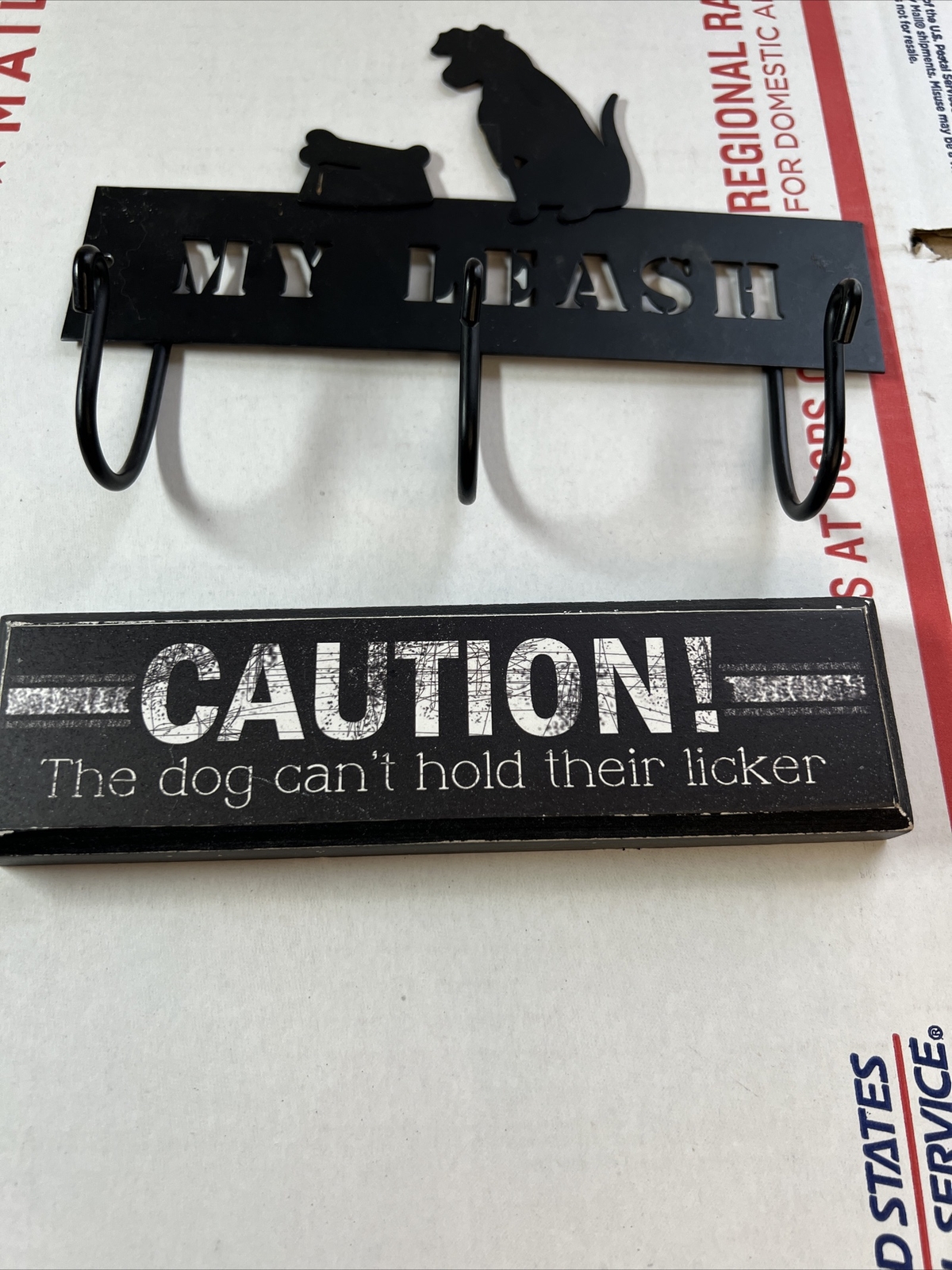 caution the dog cant hold their licker