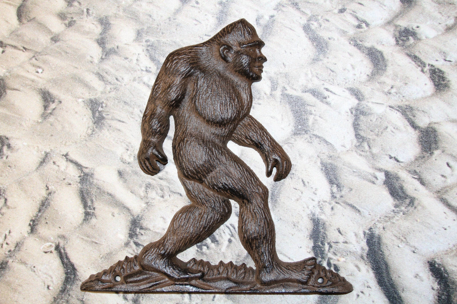 1- BIG FOOT WALL PLAQUE,mountain decor,country decor,fence decor H-133A