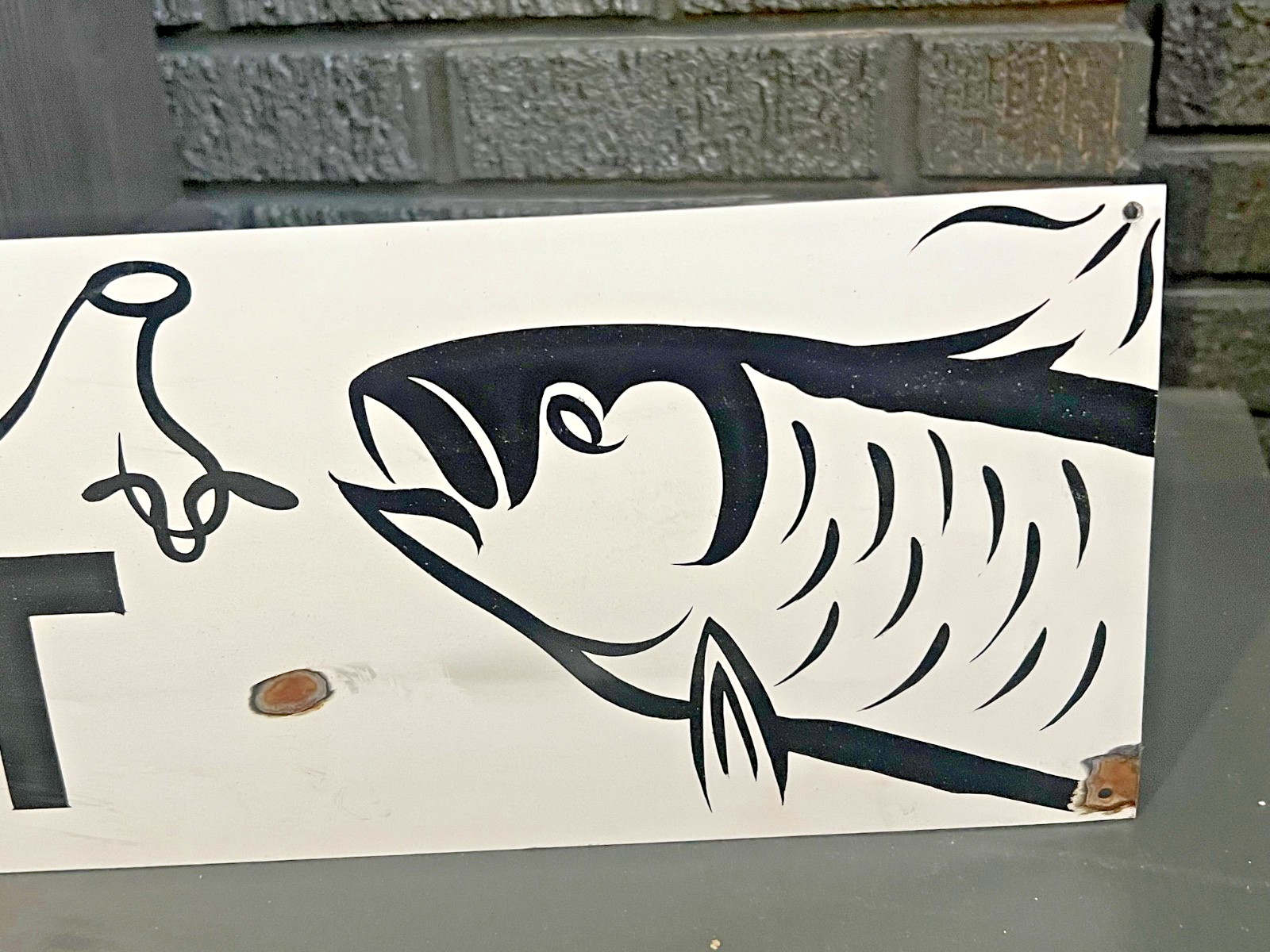 Vtg Hand Painted LIVE BAIT Fishing Worms Rusty Barn Tackle Lure Lake Store Sign