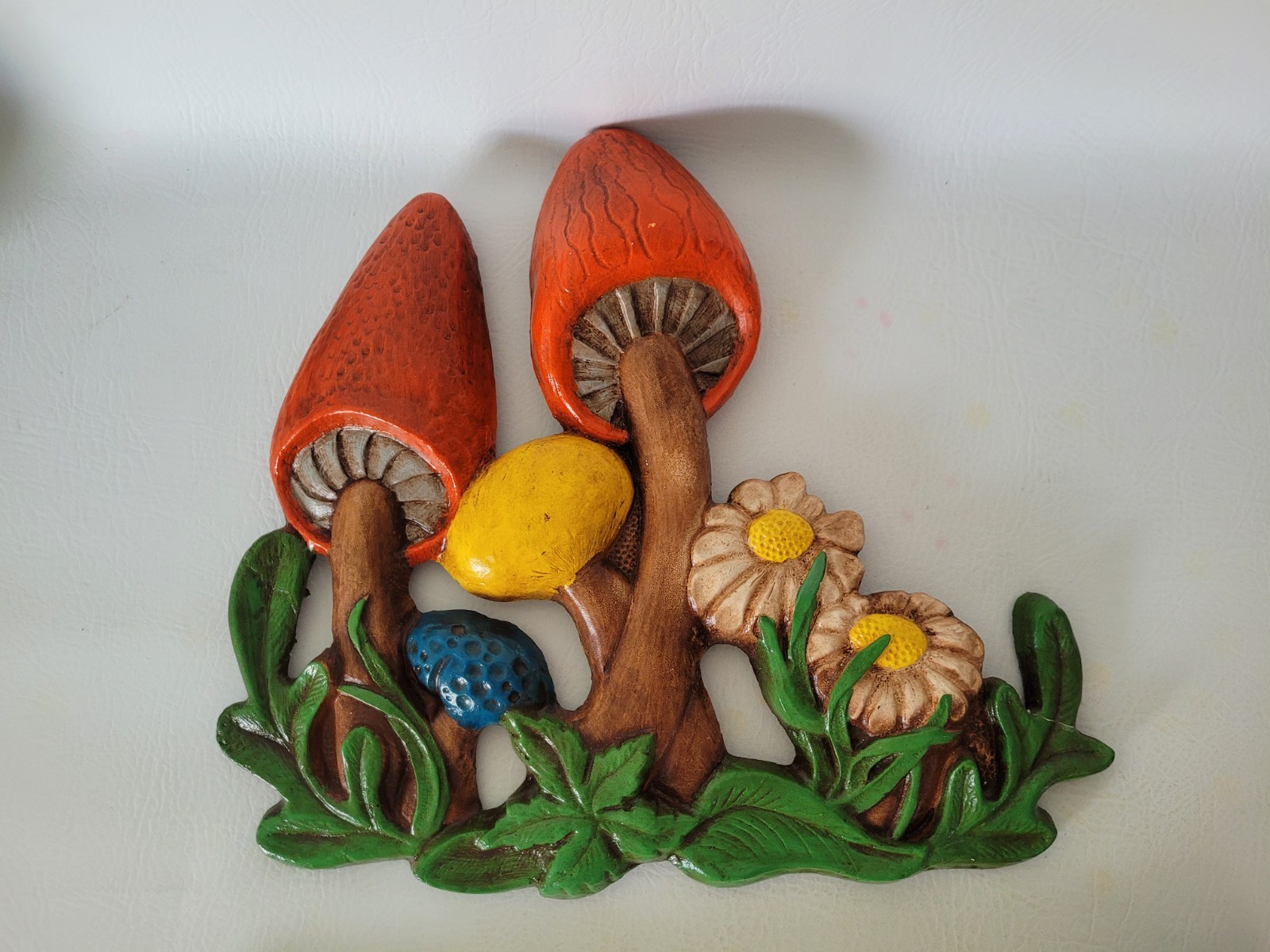 Vtg 70’s Retro Mushroom Chalkware Wall Plaque Cottagecore Kitche Design 12×14″