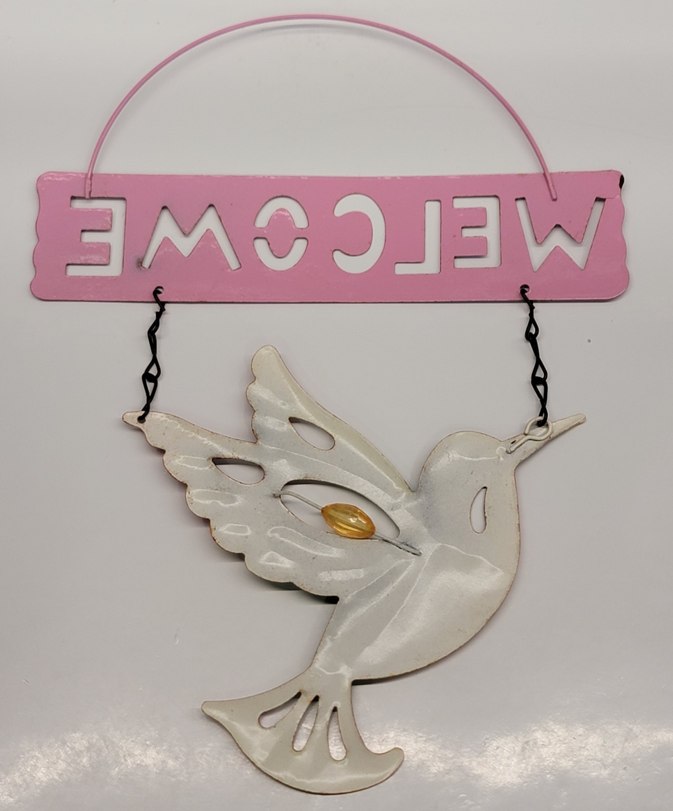 Garden Collection Metal Glossy Hummingbird Pink Welcome Sign 8″ x 11″ Used