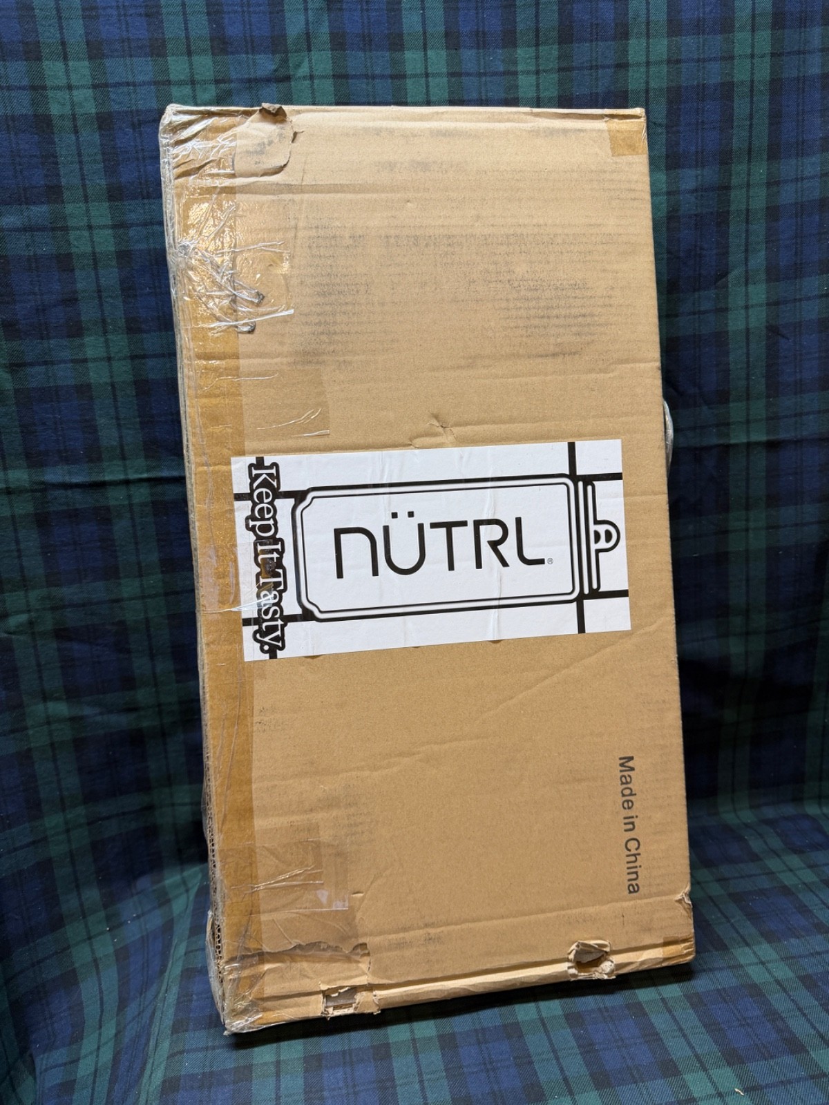 NUTRL Iconic Keep IT Tasty Sign Lights Color Changing