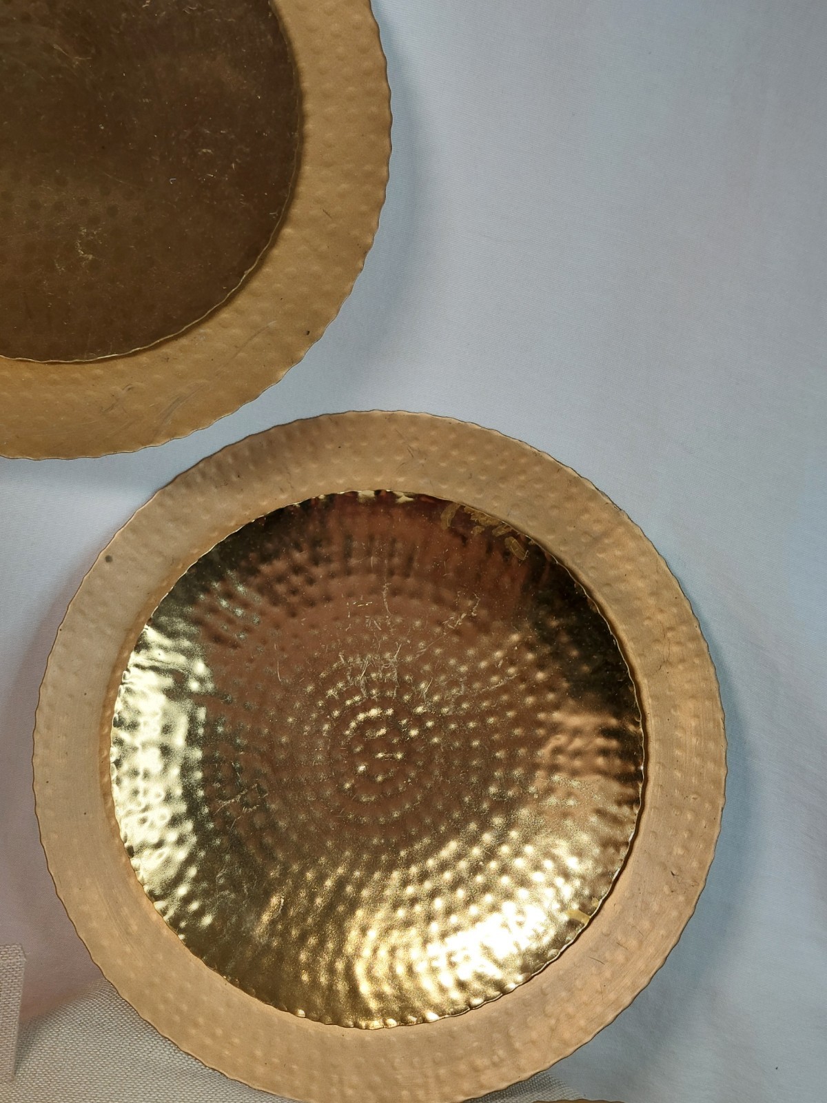 Set of 3 Gold Tone Hammered Metal Wall Circle Plates Decor Minimalist Modern Art