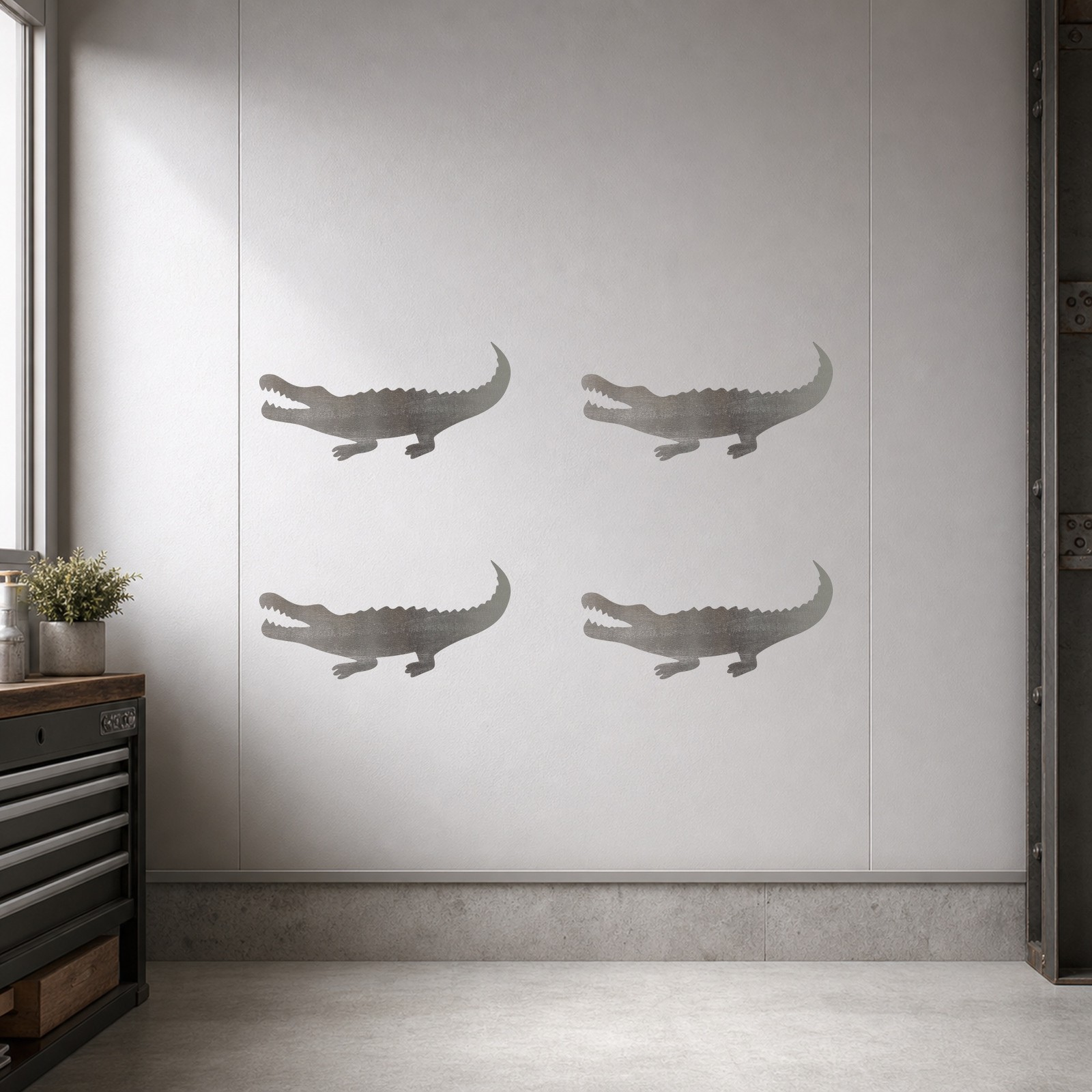 Alligator Steel Cutout Shape, Raw Metal Wall Art and Craft Supply