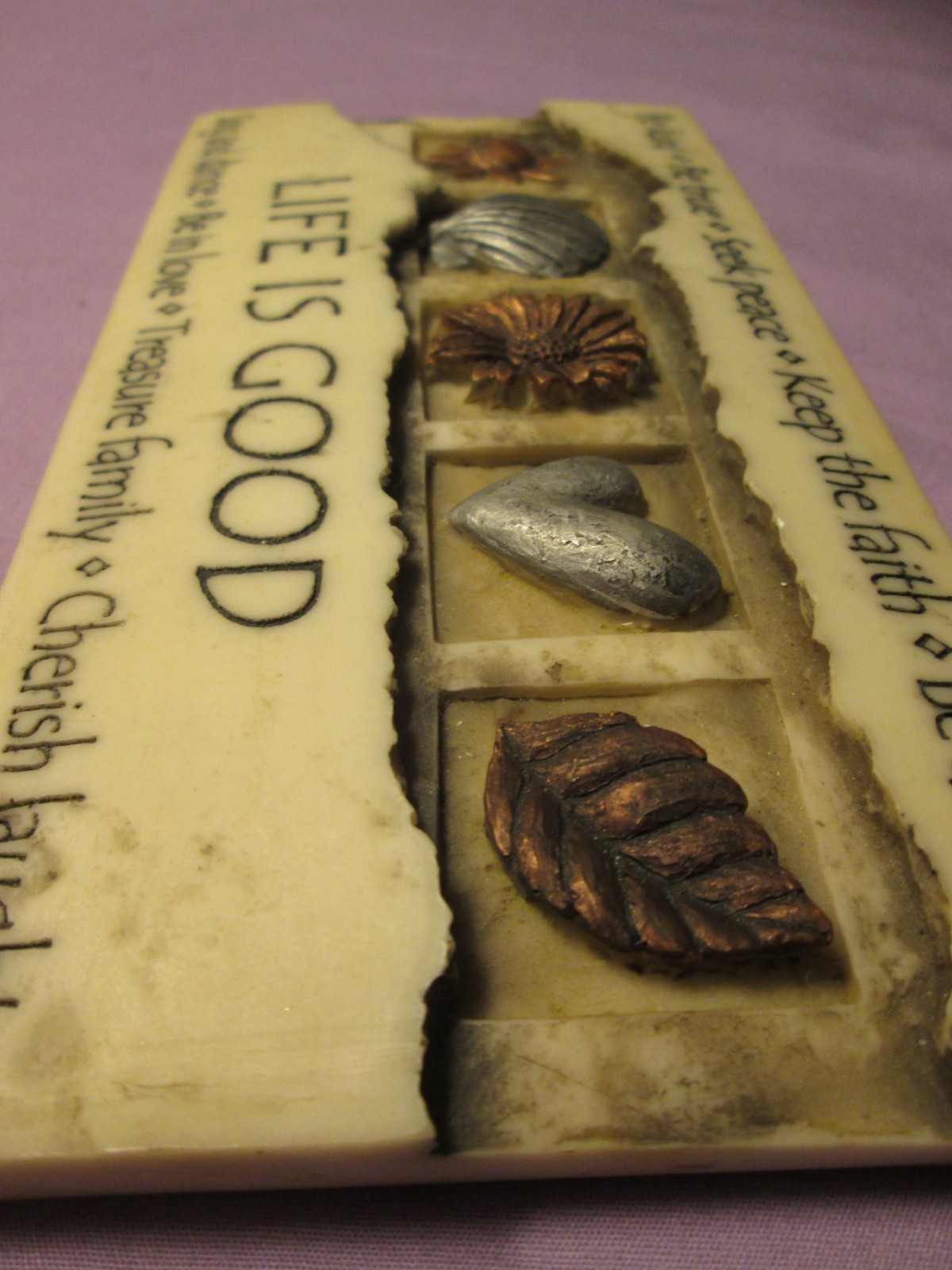 2009 History & Heraldry “LIFE IS GOOD” Inspirational Plaque Sign