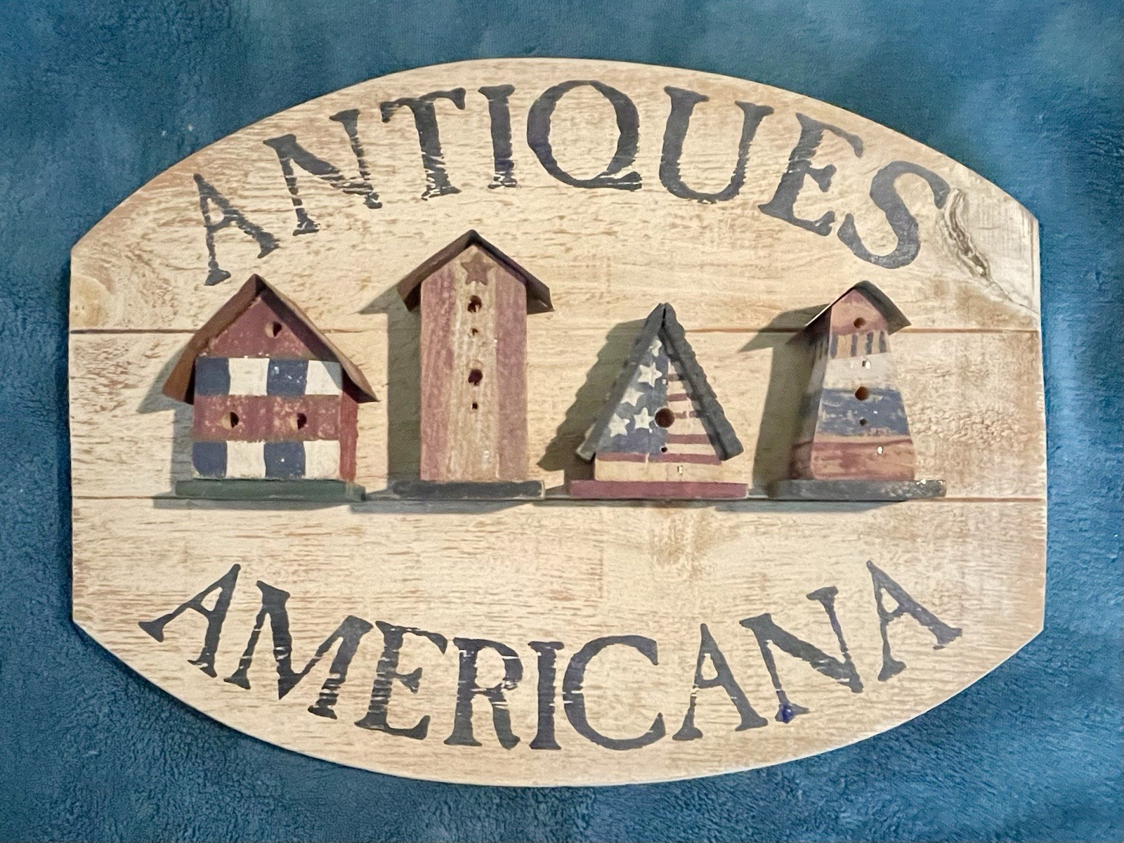 PATRIOTIC “ANTIQUE AMERICANA” HAND PAINTED WOOD WALL PLAQUE 3D BIRD HOUSES