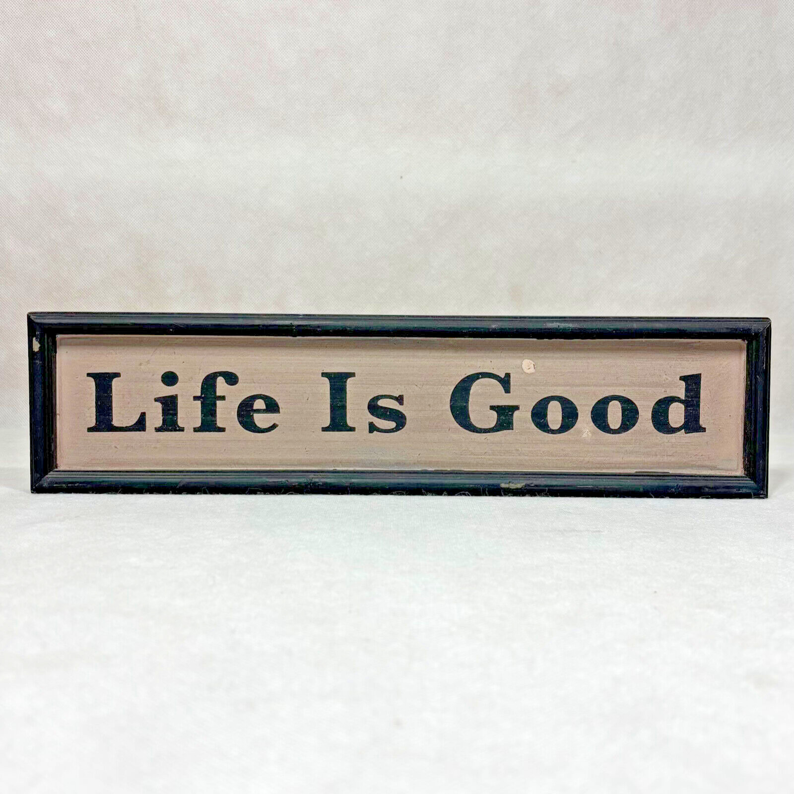 Life Is Good Wall Sign 16″ Distressed Framed Art Decoration