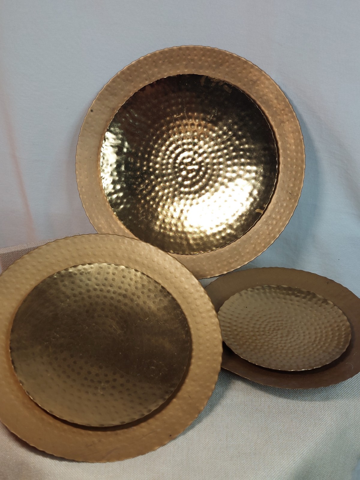 Set of 3 Gold Tone Hammered Metal Wall Circle Plates Decor Minimalist Modern Art