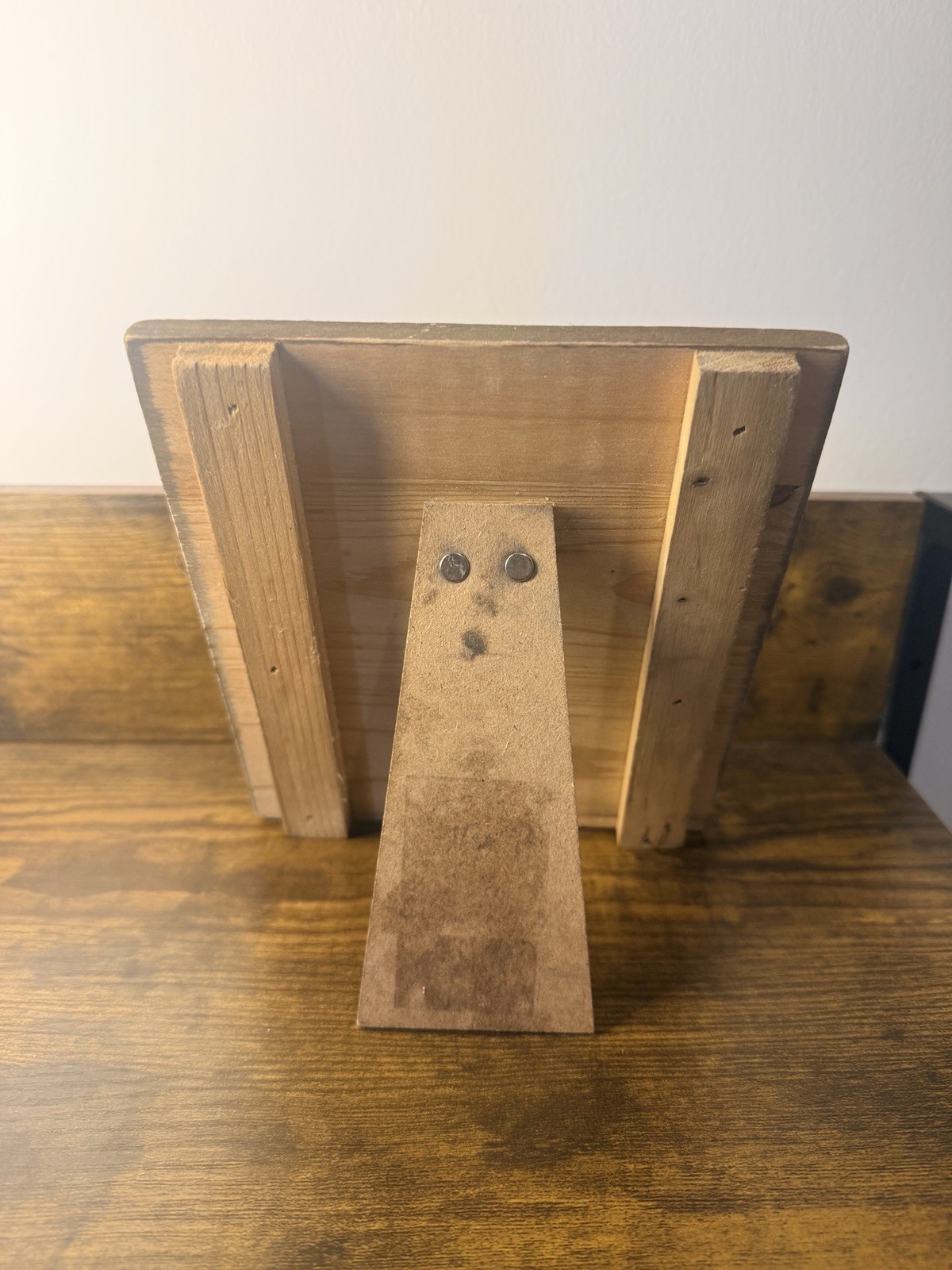 Small Wooden Sign “Love Grows Best In Little Houses Just Like This” 6×7