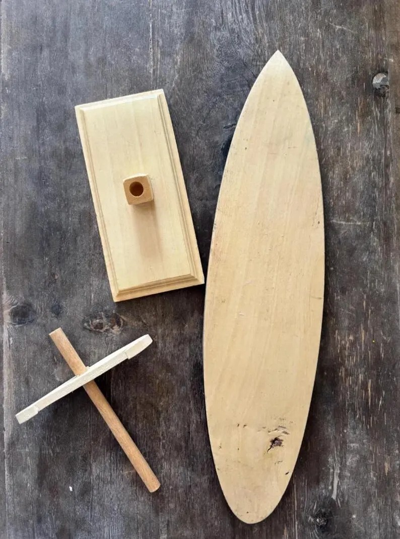 Hawaiian Hand Made 8″ Carved Wood Surfboard w/ Display Stand Engraved Hibiscus