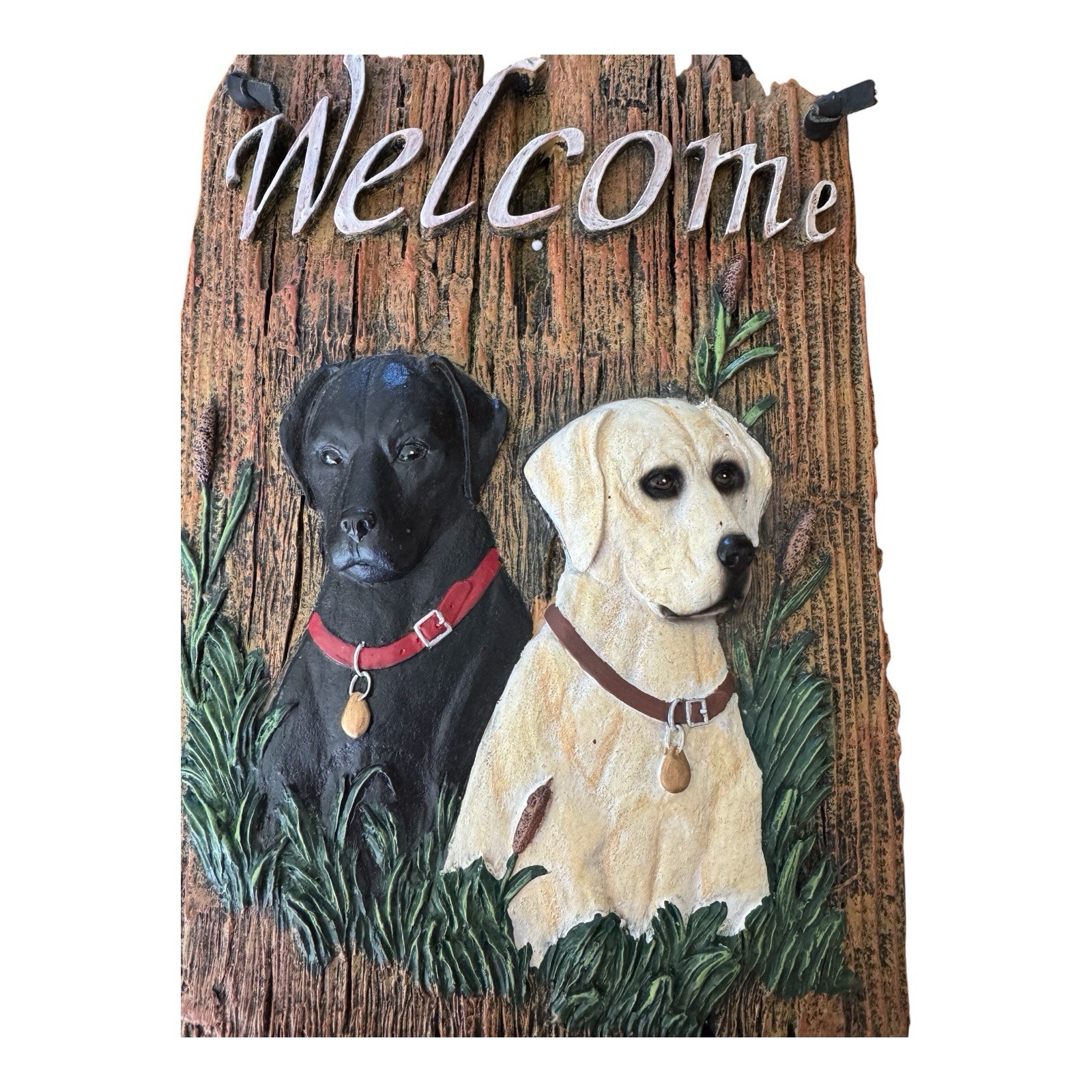 Black & Yellow Labrador Retriever Welcome Wall Plaque Rustic Faux Wood Dog Decor