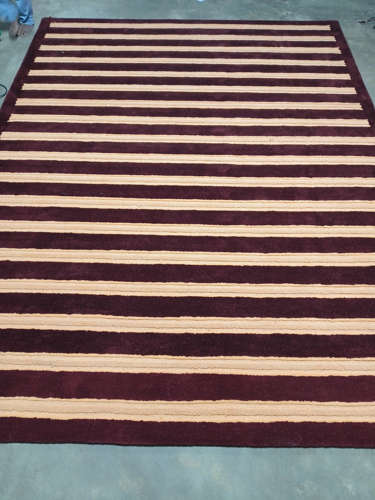 Modern Striped Area Rug – Soft Plush Carpet for Living Room, Bedroom & Office